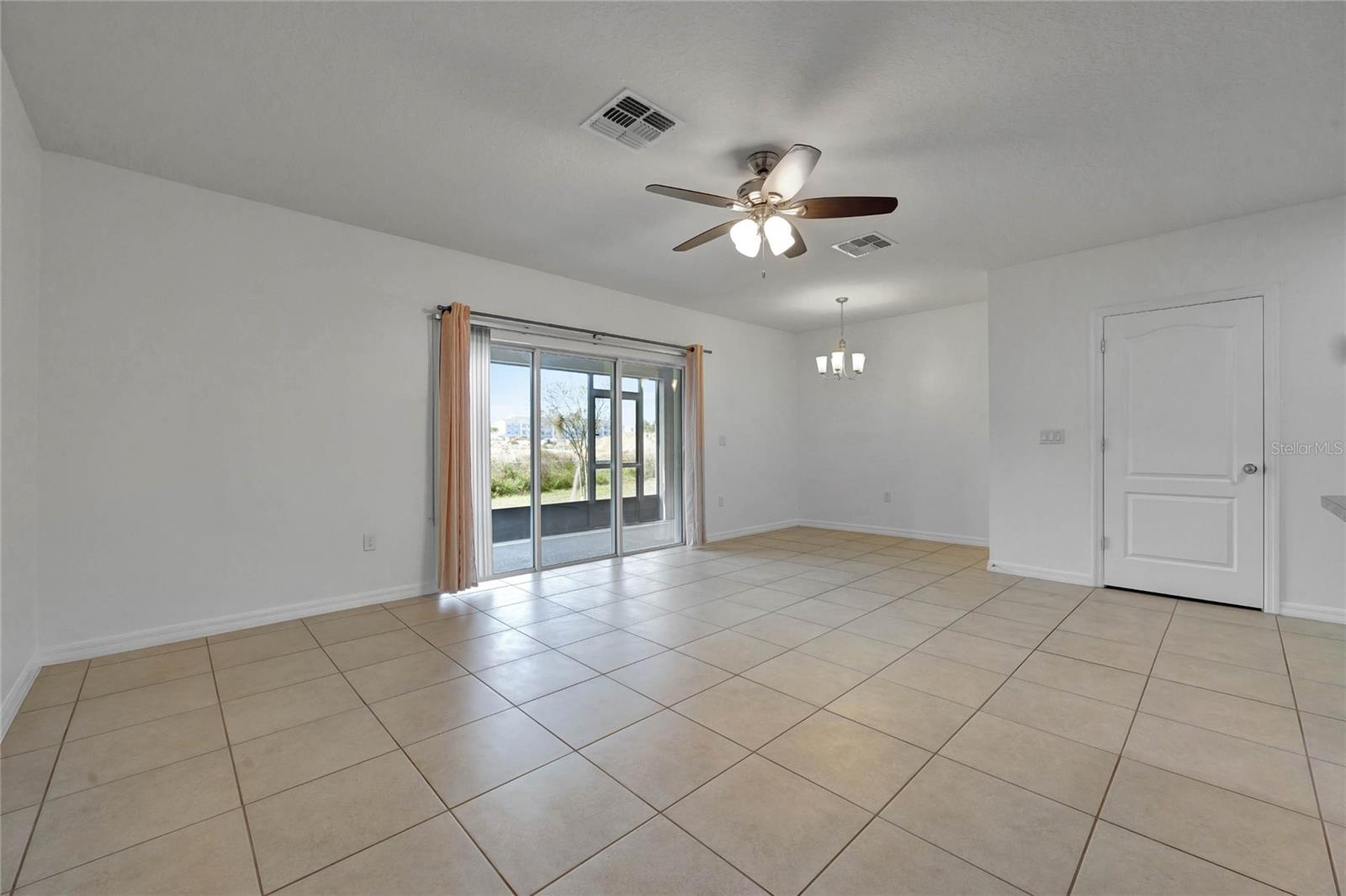 272 ARBOR LAKES DR, DAVENPORT, FL, 33896