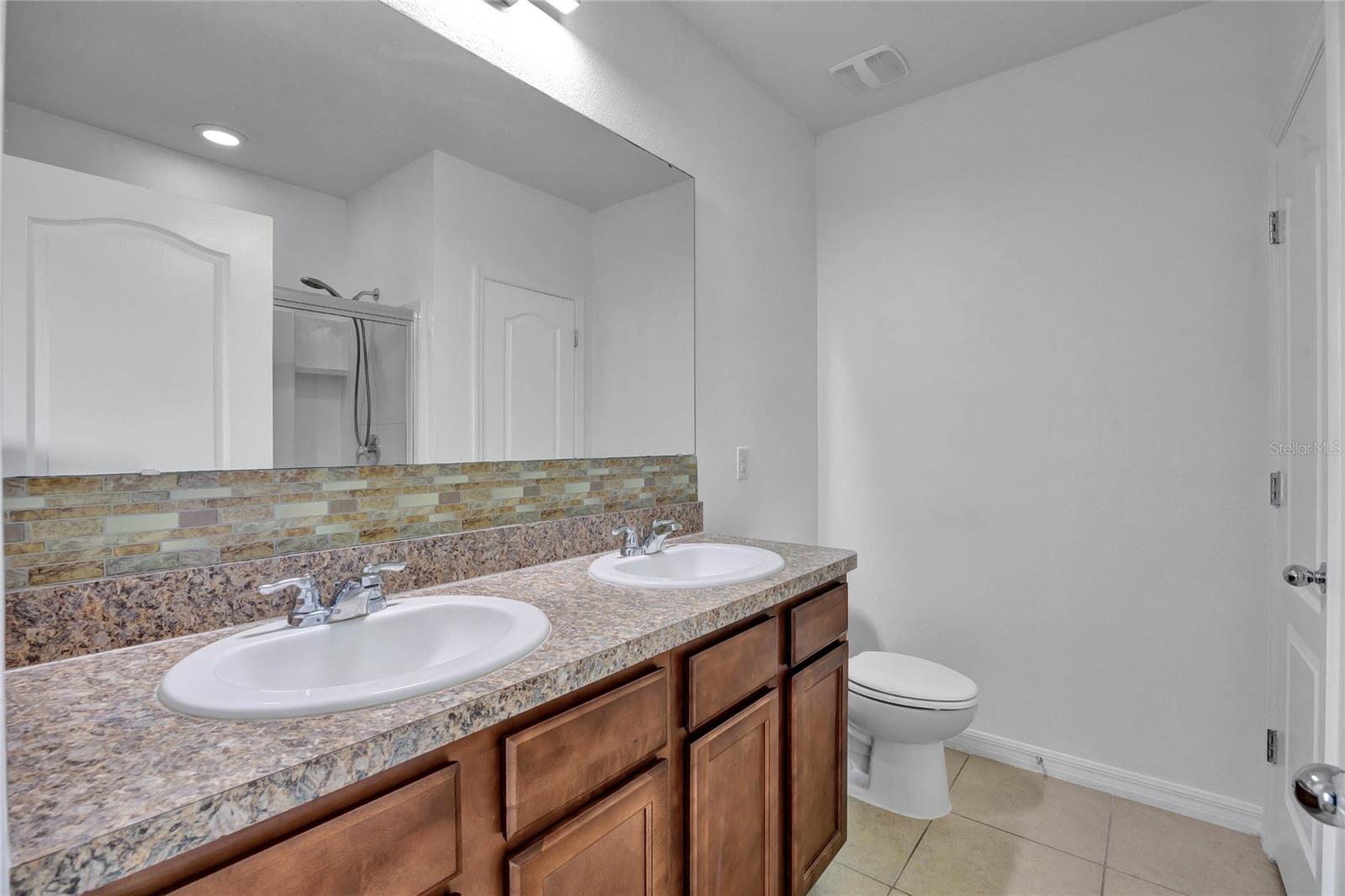 272 ARBOR LAKES DR, DAVENPORT, FL, 33896