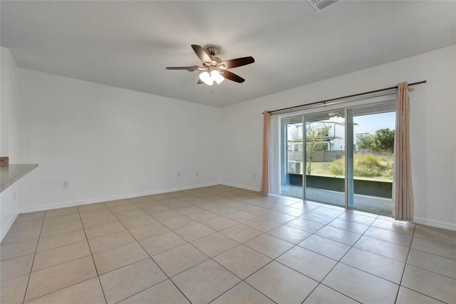 272 ARBOR LAKES DR, DAVENPORT, FL, 33896