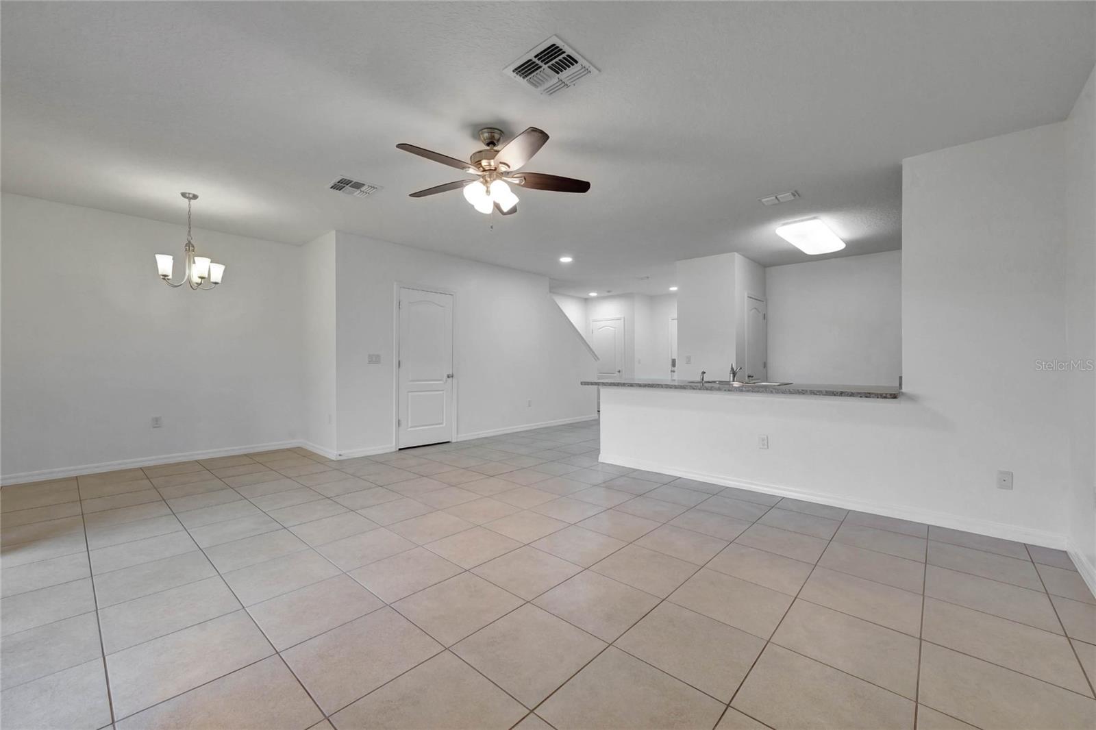 272 ARBOR LAKES DR, DAVENPORT, FL, 33896