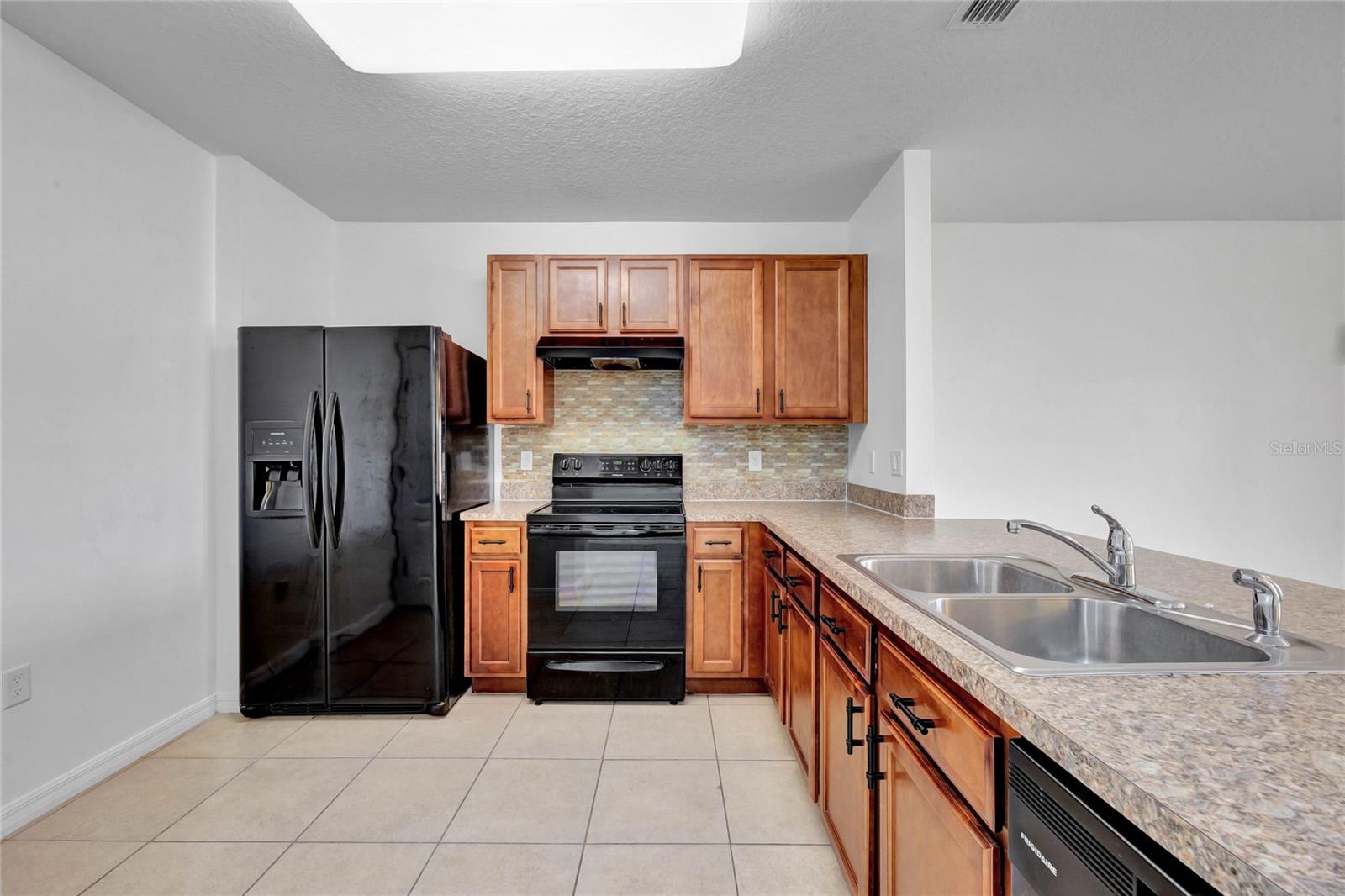 272 ARBOR LAKES DR, DAVENPORT, FL, 33896