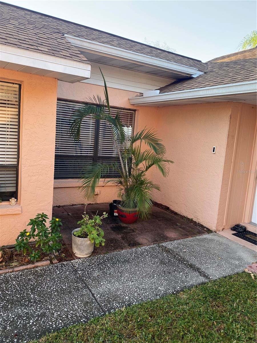 5105 GARDEN VALE AVE, TAMPA, FL, 33624