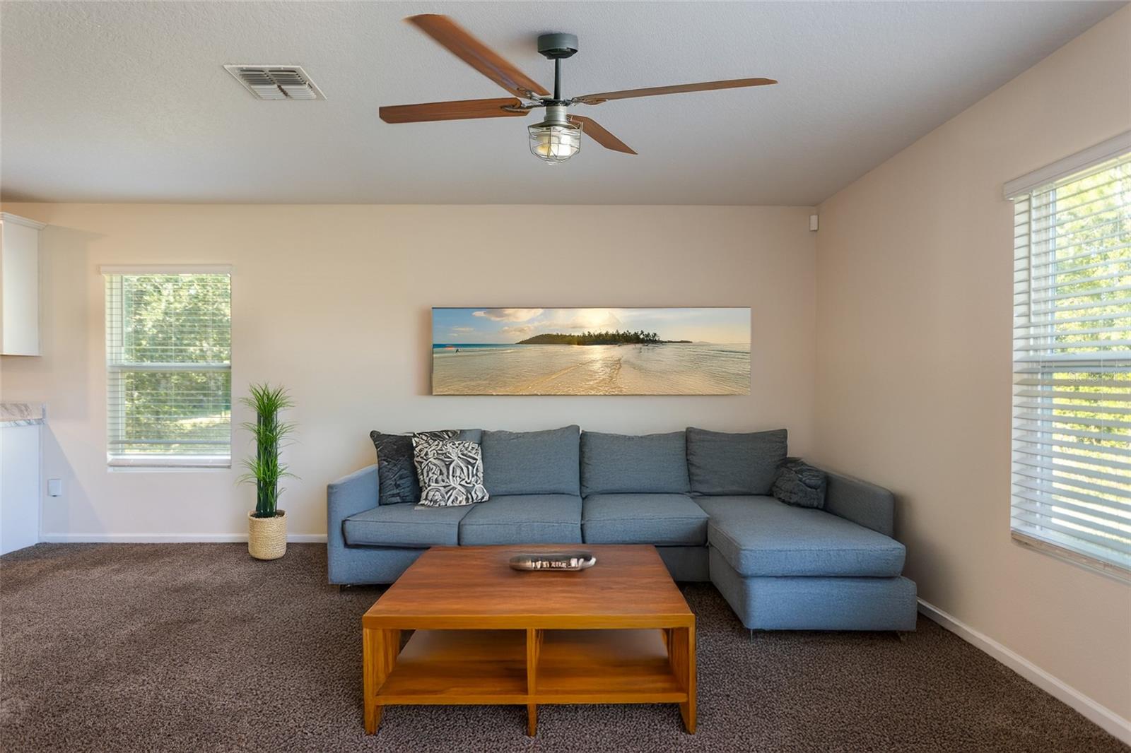 1 LEWIS SHIRE PL, PALM COAST, FL, 32137