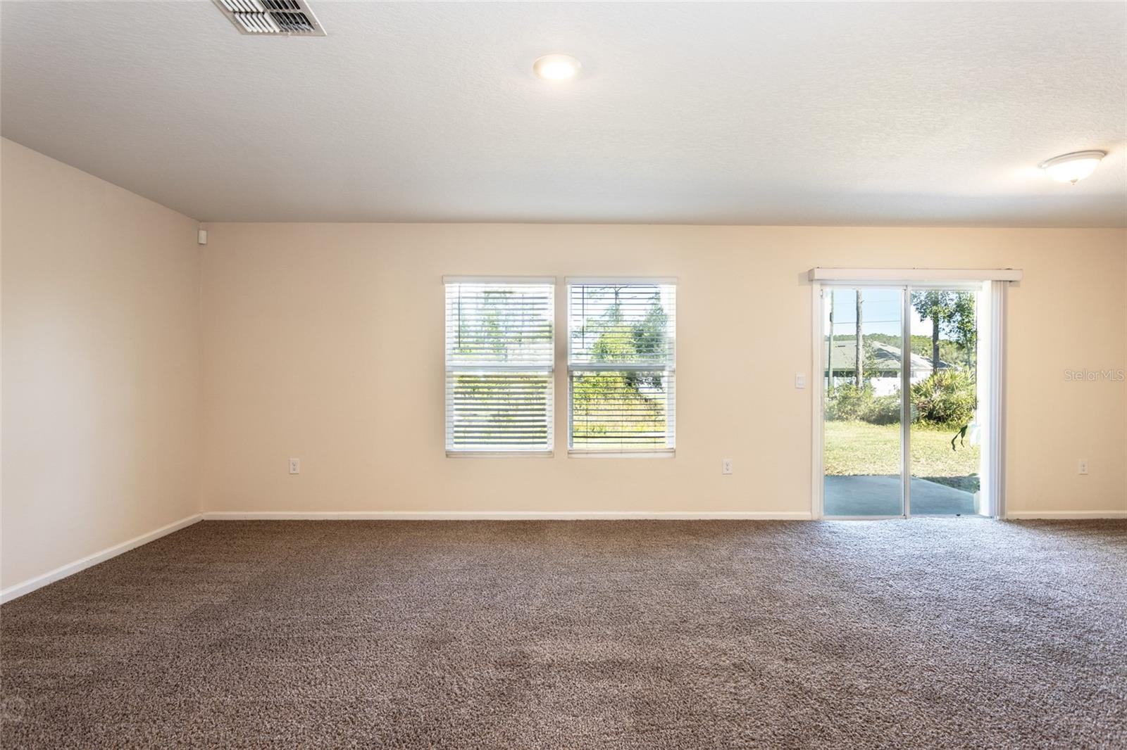 1 LEWIS SHIRE PL, PALM COAST, FL, 32137