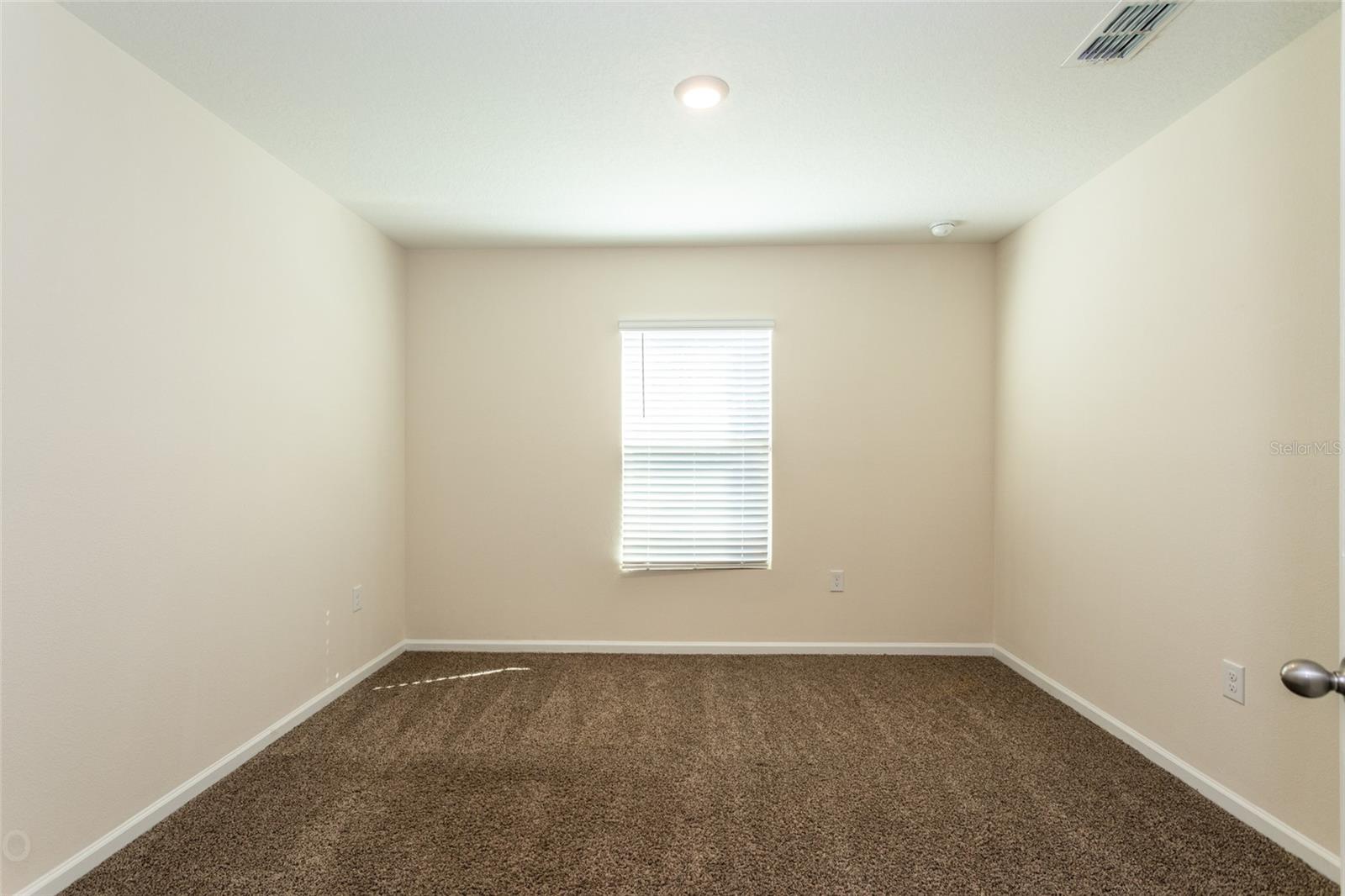 1 LEWIS SHIRE PL, PALM COAST, FL, 32137