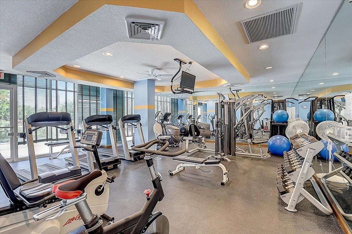 1800 BENJAMIN FRANKLIN DR #APH02, SARASOTA, FL, 34236