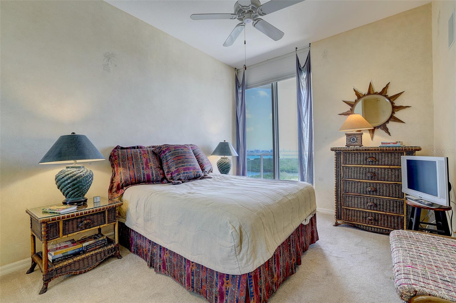 1800 BENJAMIN FRANKLIN DR #APH02, SARASOTA, FL, 34236