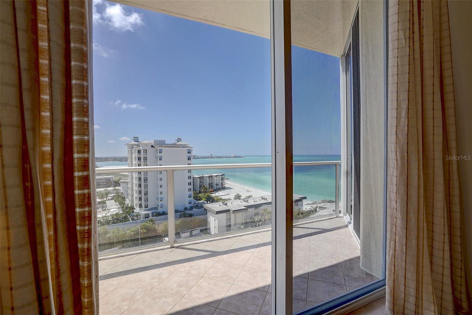 1800 BENJAMIN FRANKLIN DR #APH02, SARASOTA, FL, 34236