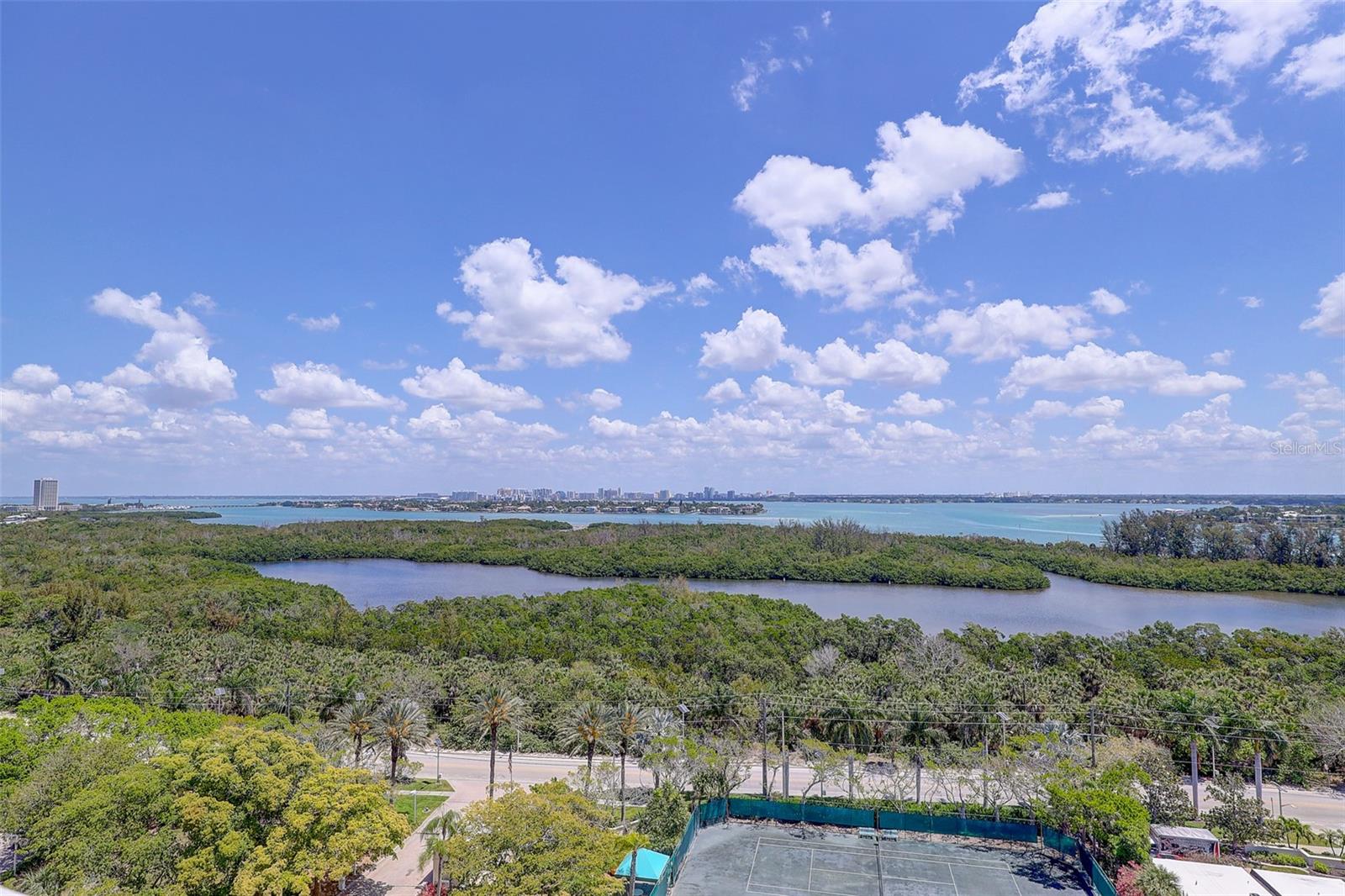 1800 BENJAMIN FRANKLIN DR #APH02, SARASOTA, FL, 34236