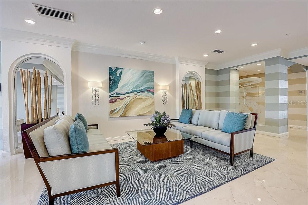 1800 BENJAMIN FRANKLIN DR #APH02, SARASOTA, FL, 34236