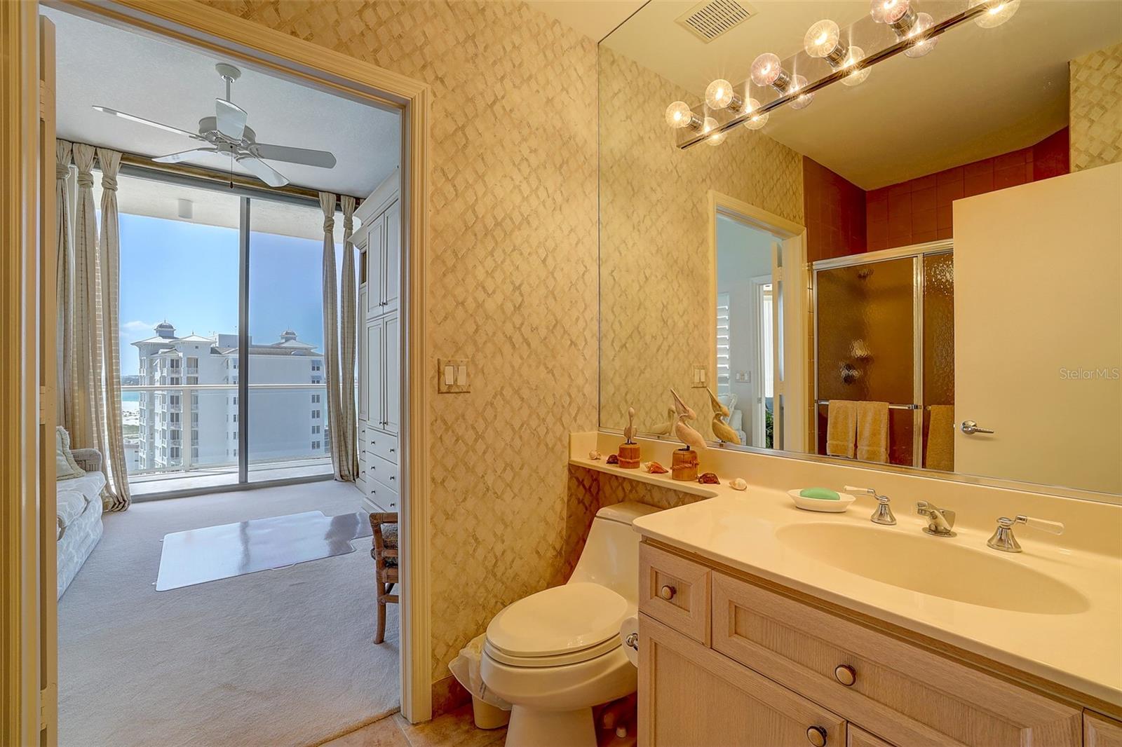 1800 BENJAMIN FRANKLIN DR #APH02, SARASOTA, FL, 34236