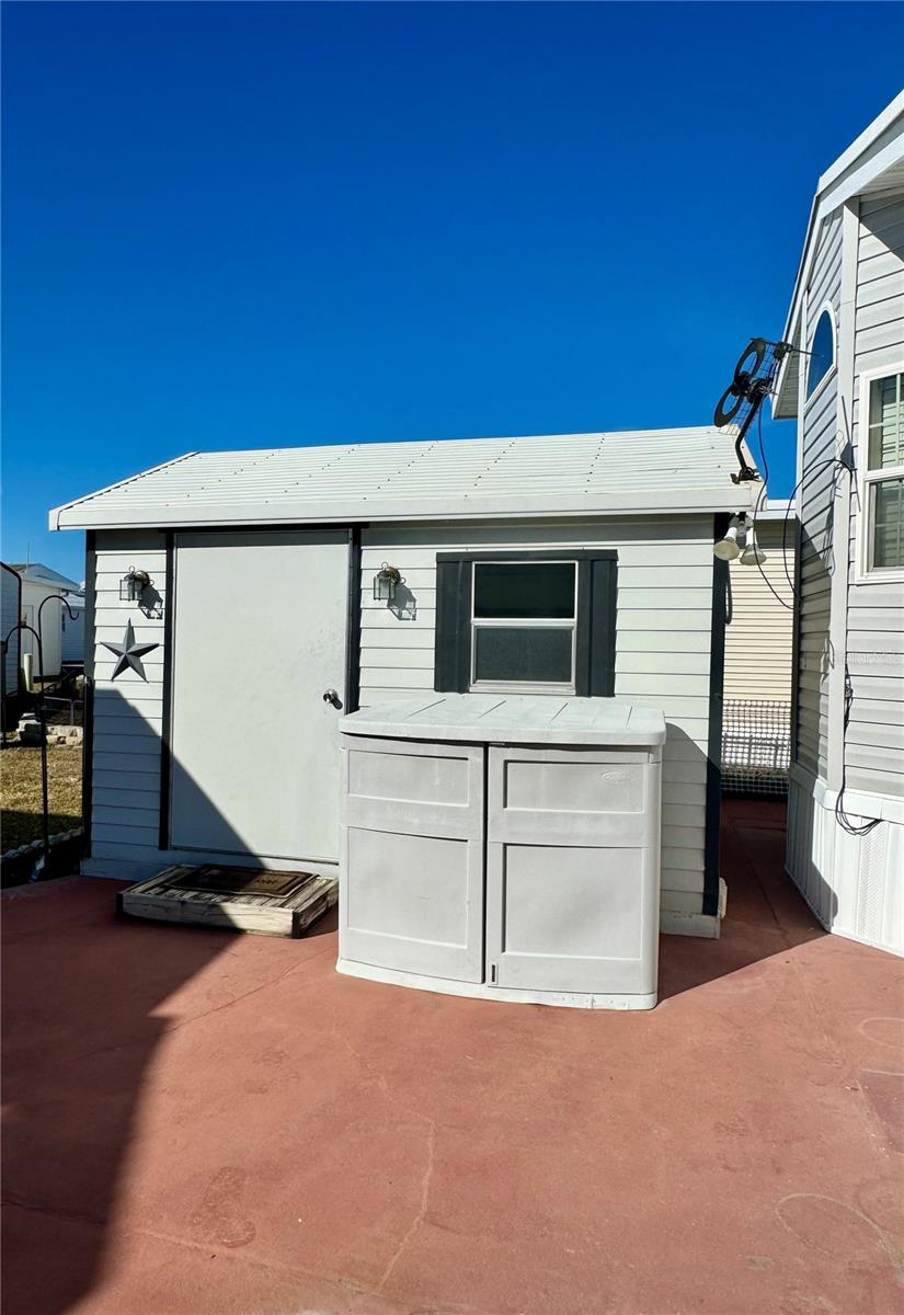 327 ST GEORGE DR, DAVENPORT, FL, 33837