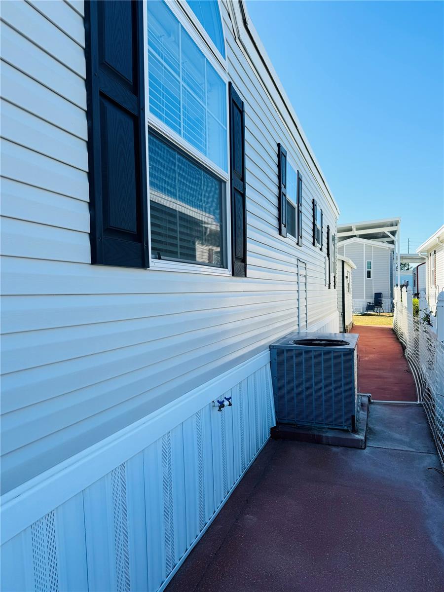 327 ST GEORGE DR, DAVENPORT, FL, 33837