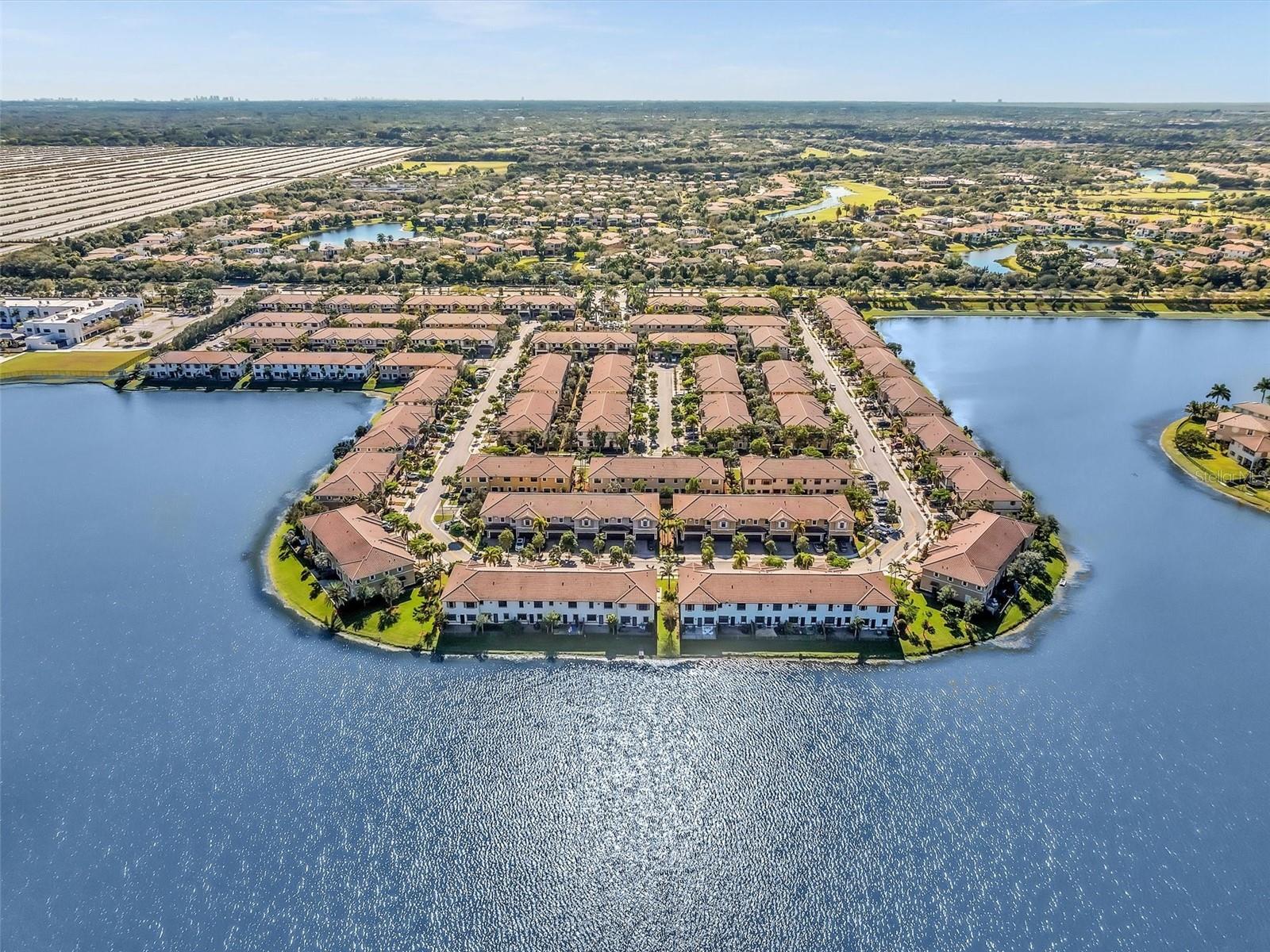 9570 TOWN PARC CIRCLE NORTH, PARKLAND, FL, 33076