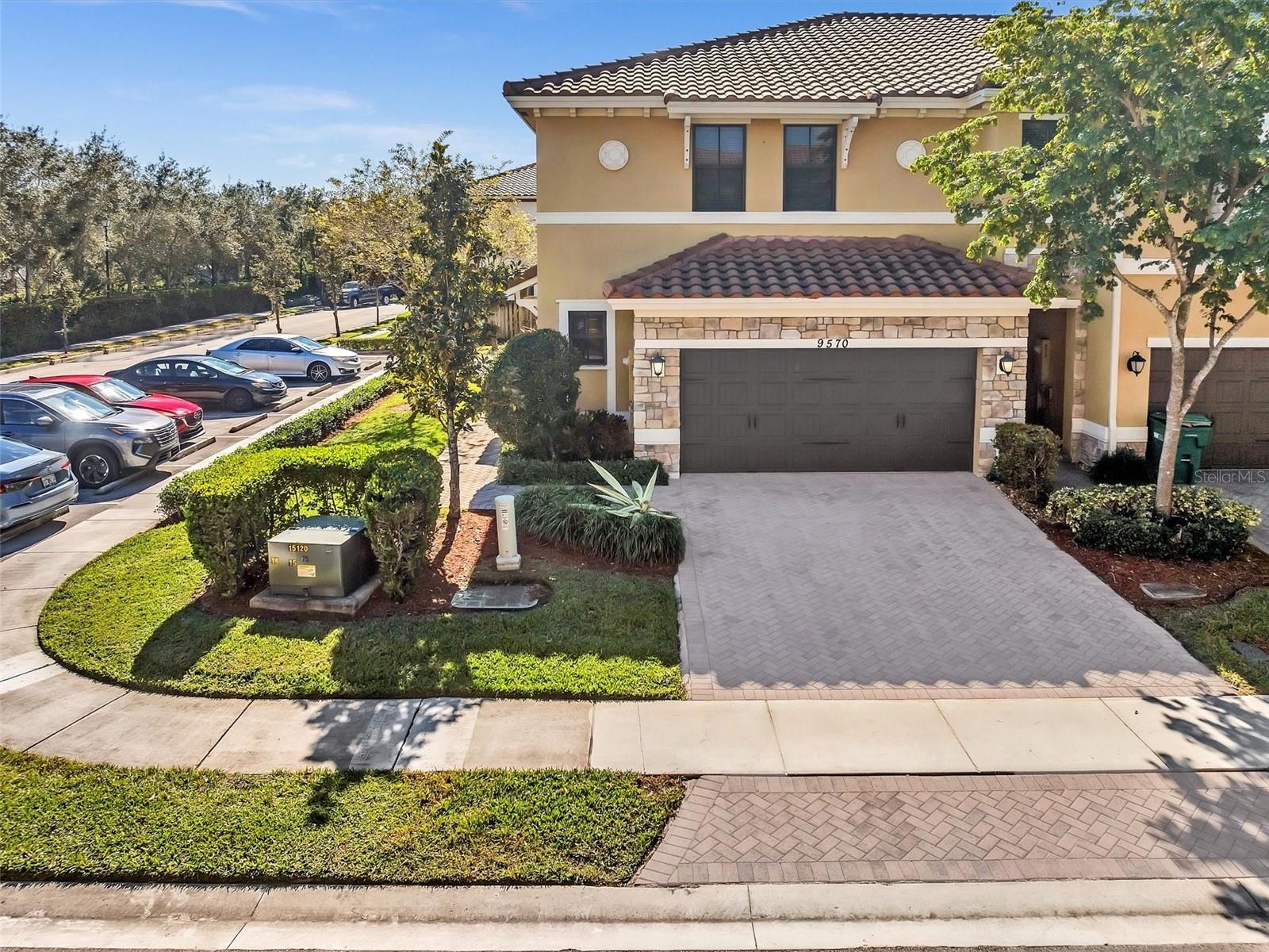 9570 TOWN PARC CIRCLE NORTH, PARKLAND, FL, 33076