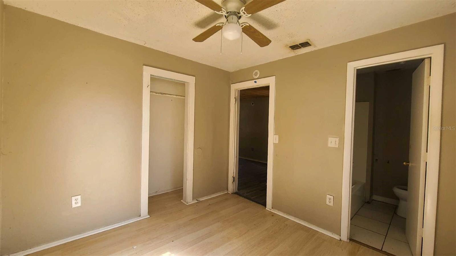 4225 E CURTIS ST, TAMPA, FL, 33610
