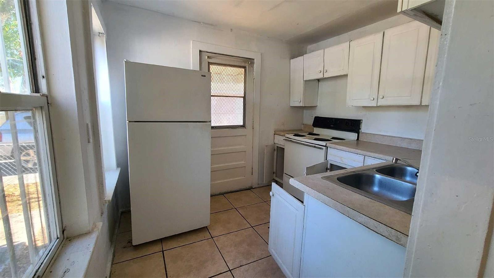 4225 E CURTIS ST, TAMPA, FL, 33610