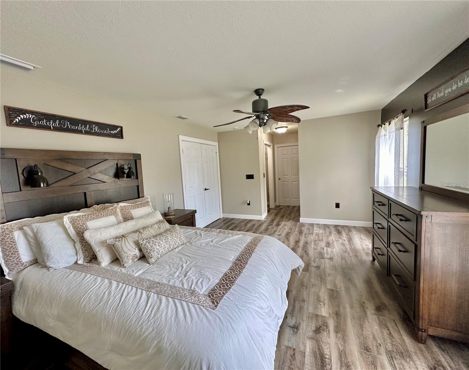 11003 LAKEVIEW DR, NEW PORT RICHEY, FL, 34654