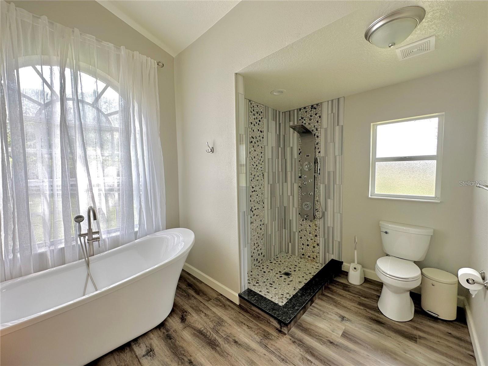 11003 LAKEVIEW DR, NEW PORT RICHEY, FL, 34654