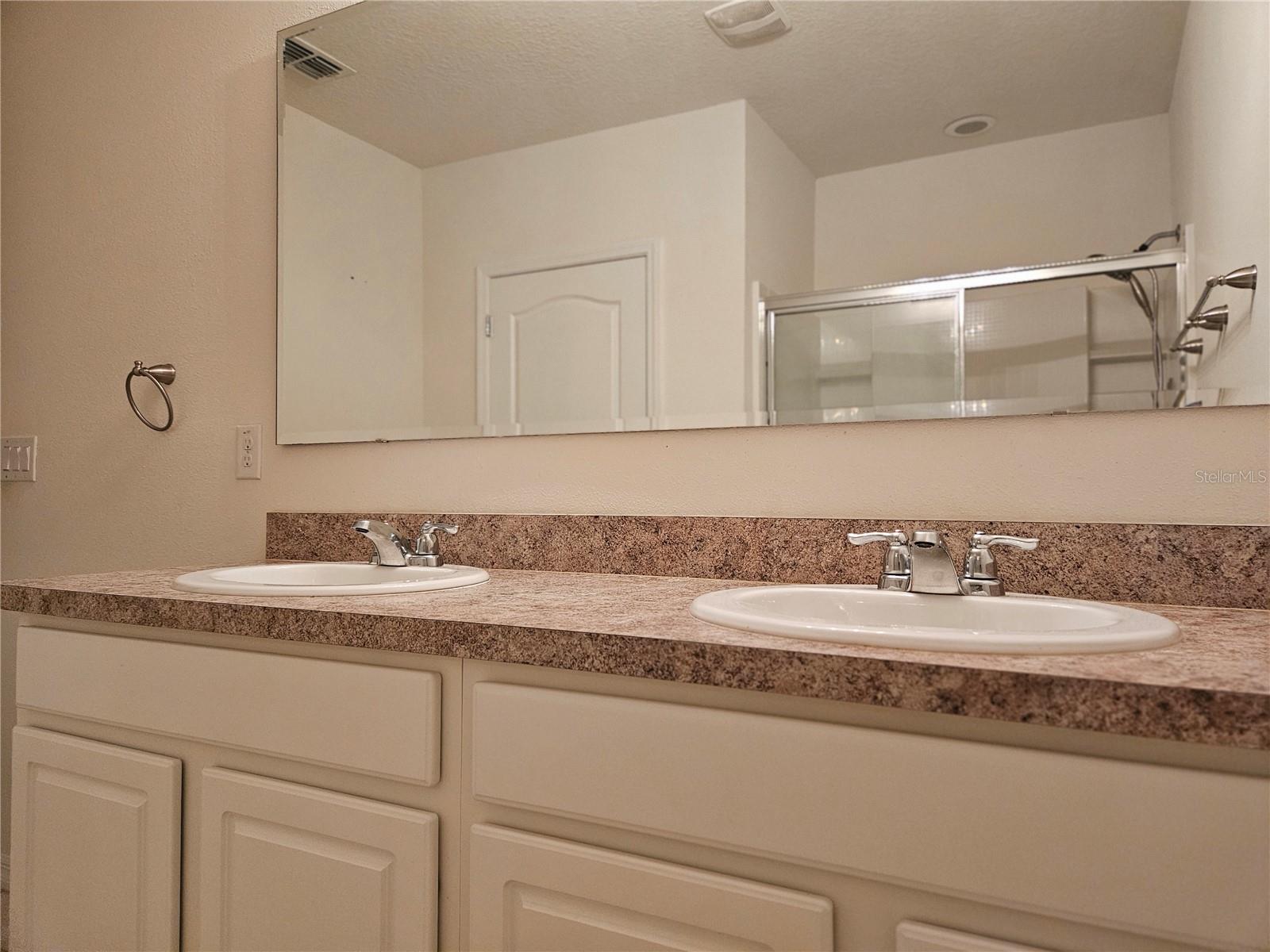 1884 HICKORY BLUFF RD, KISSIMMEE, FL, 34744
