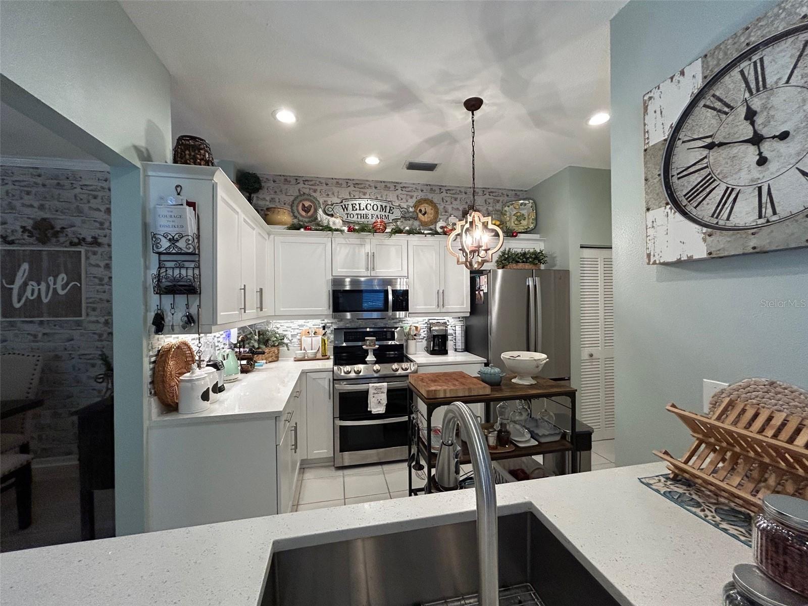 3306 60TH AVE W, BRADENTON, FL, 34207