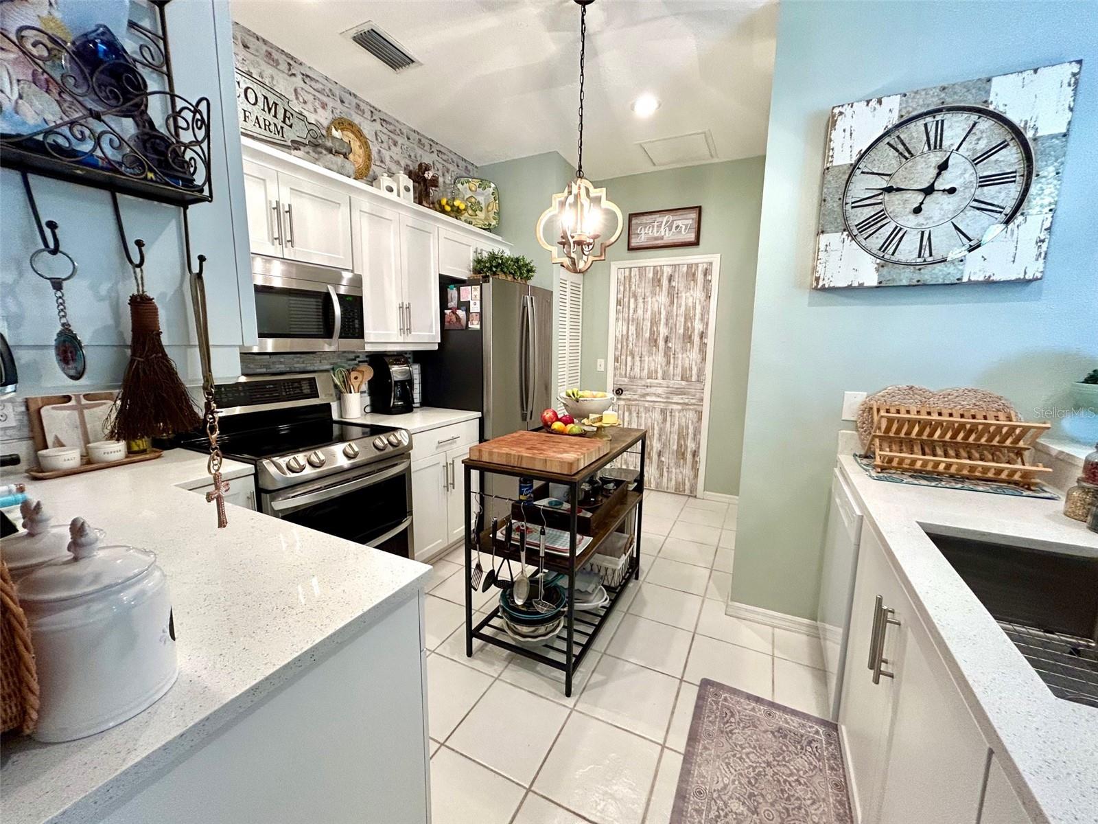 3306 60TH AVE W, BRADENTON, FL, 34207