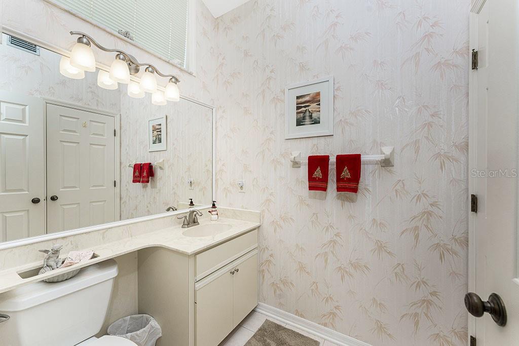 313 PEMBROKE LANE NORTH #195, VENICE, FL, 34293