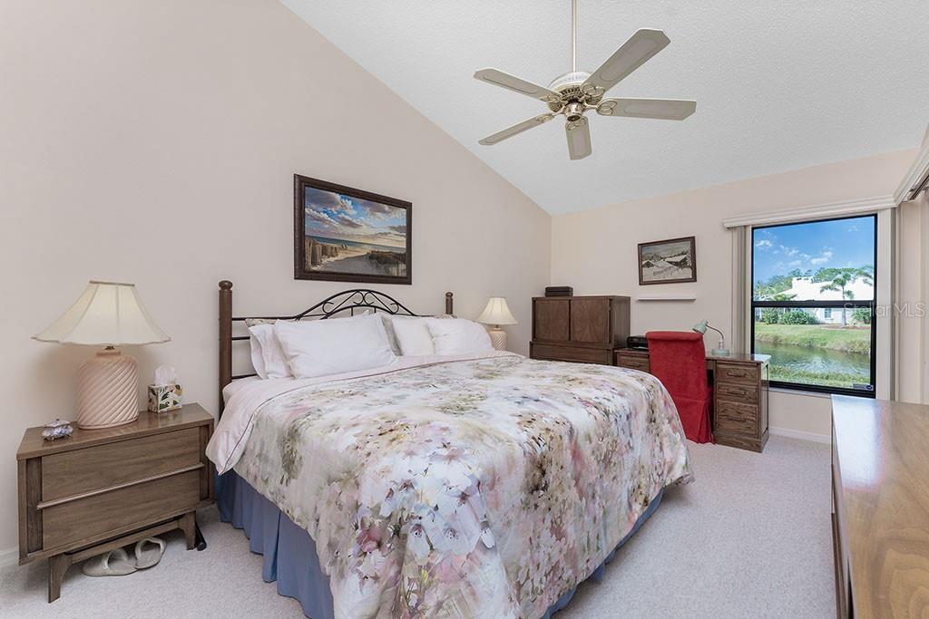 313 PEMBROKE LANE NORTH #195, VENICE, FL, 34293