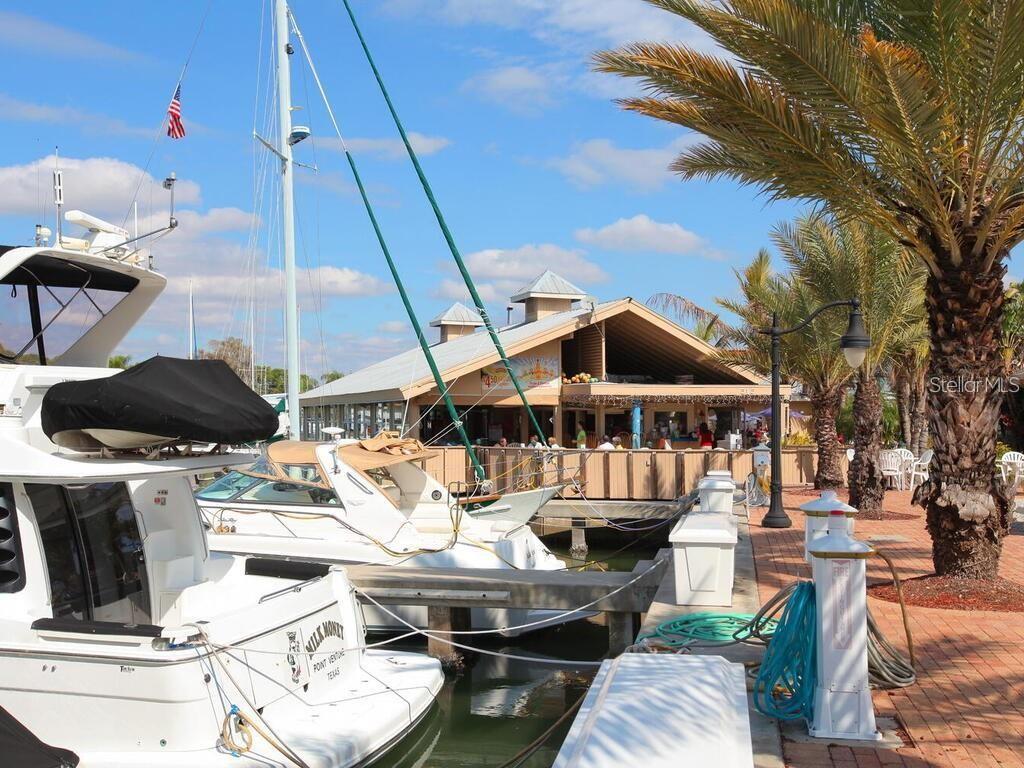 313 PEMBROKE LANE NORTH #195, VENICE, FL, 34293