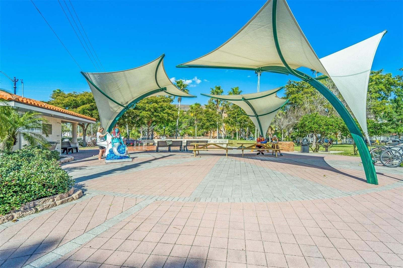 313 PEMBROKE LANE NORTH #195, VENICE, FL, 34293