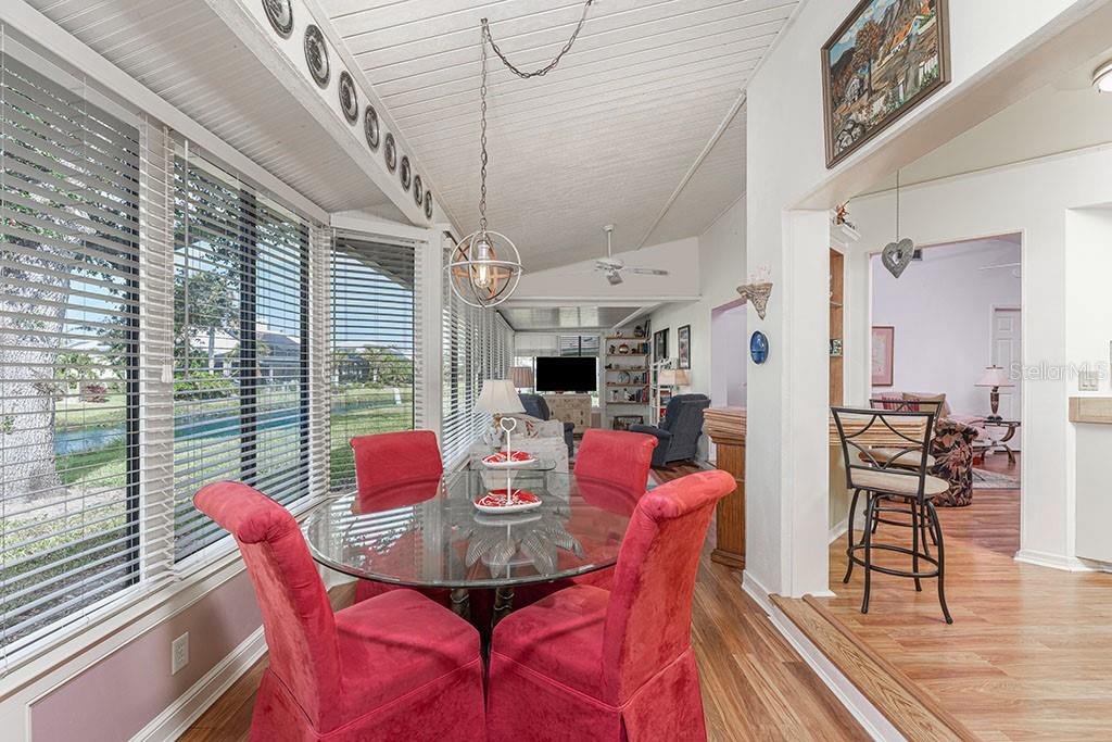 313 PEMBROKE LANE NORTH #195, VENICE, FL, 34293