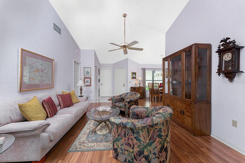 313 PEMBROKE LANE NORTH #195, VENICE, FL, 34293