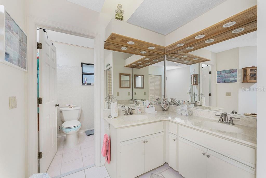 313 PEMBROKE LANE NORTH #195, VENICE, FL, 34293