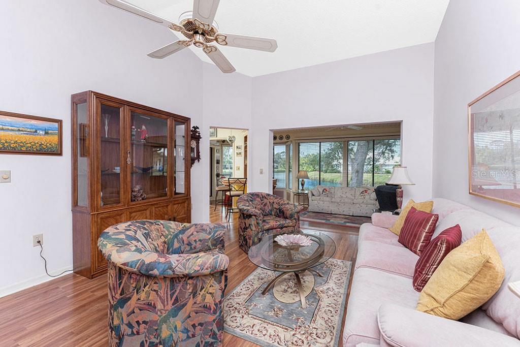 313 PEMBROKE LANE NORTH #195, VENICE, FL, 34293