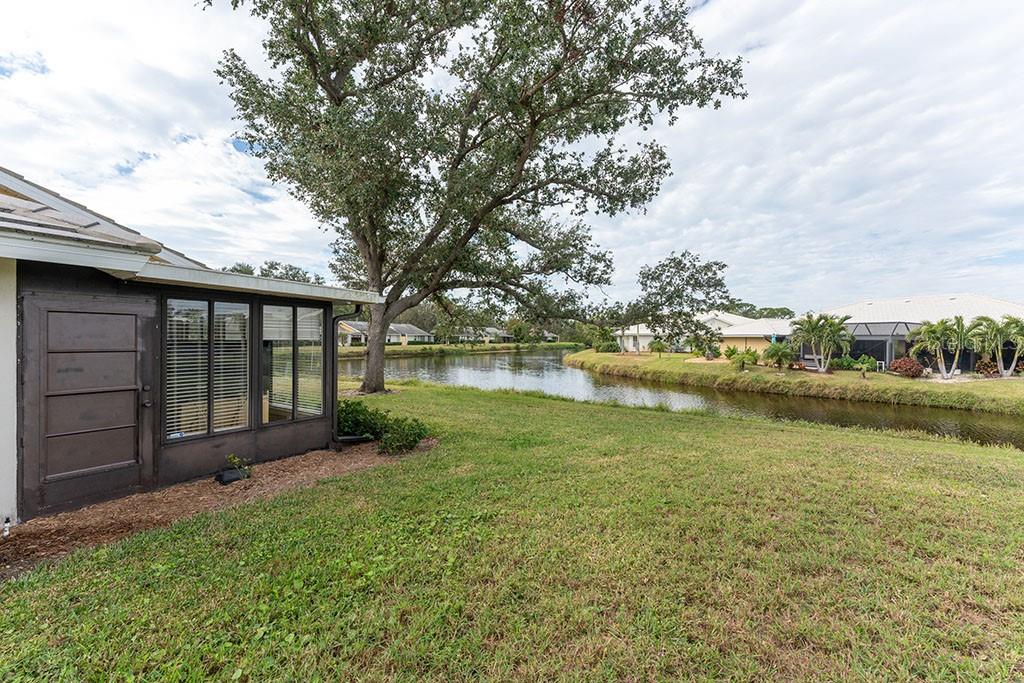 313 PEMBROKE LANE NORTH #195, VENICE, FL, 34293