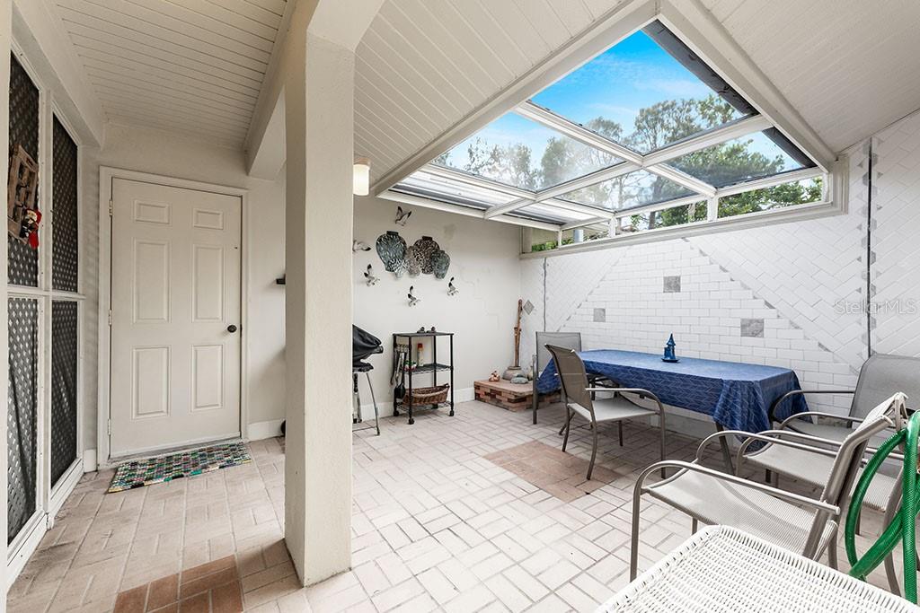 313 PEMBROKE LANE NORTH #195, VENICE, FL, 34293