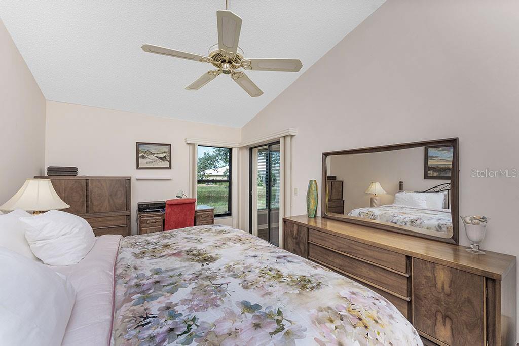 313 PEMBROKE LANE NORTH #195, VENICE, FL, 34293
