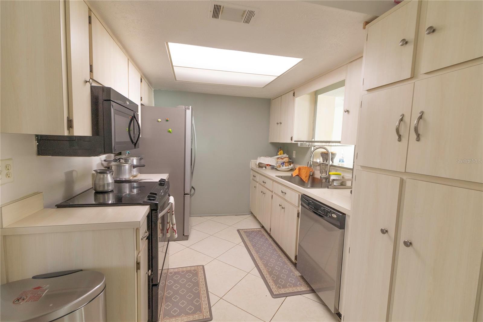 1204 CEDAR TREE LN, SEFFNER, FL, 33584