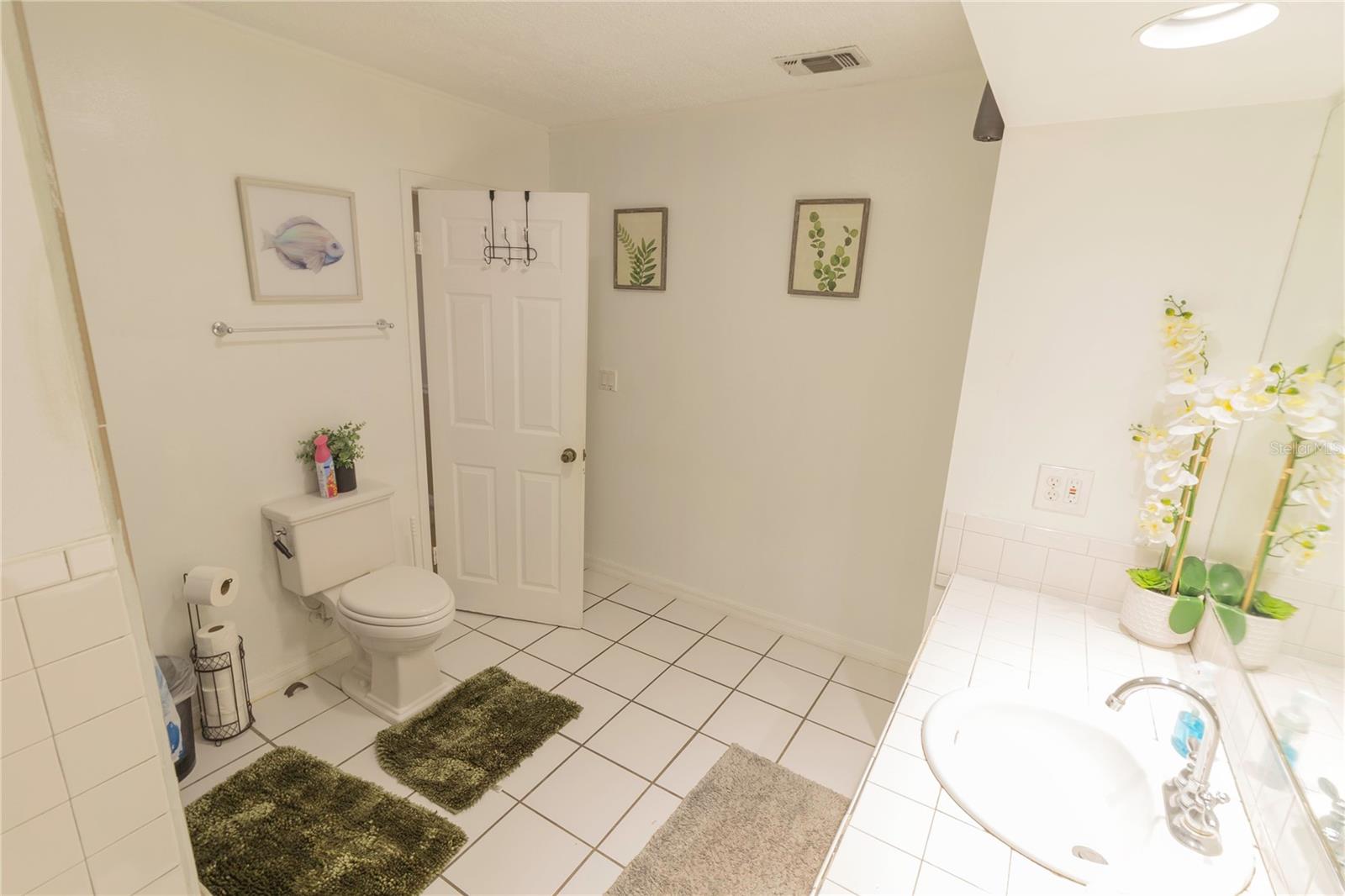 1204 CEDAR TREE LN, SEFFNER, FL, 33584