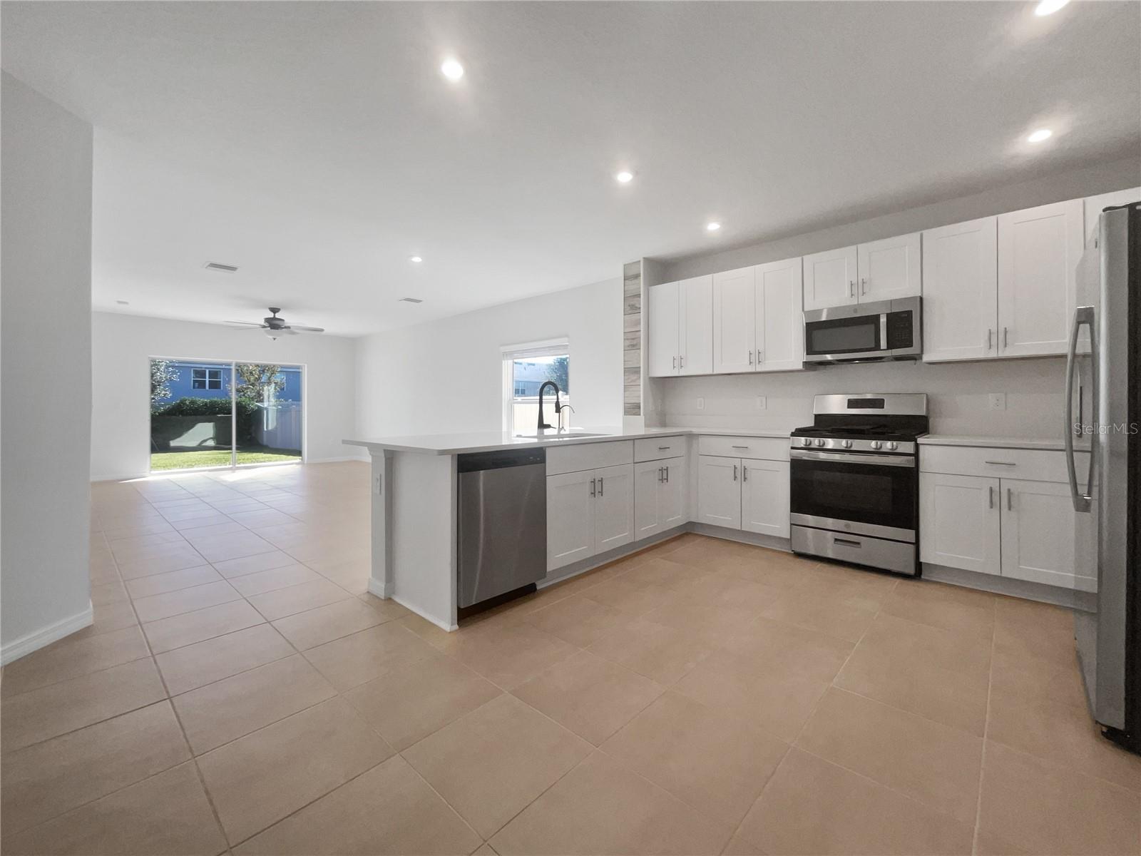 6223 SPRINGMONT LOOP, PALMETTO, FL, 34221