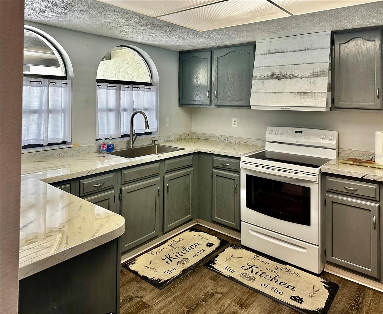 9107 LINGROVE RD, WEEKI WACHEE, FL, 34613