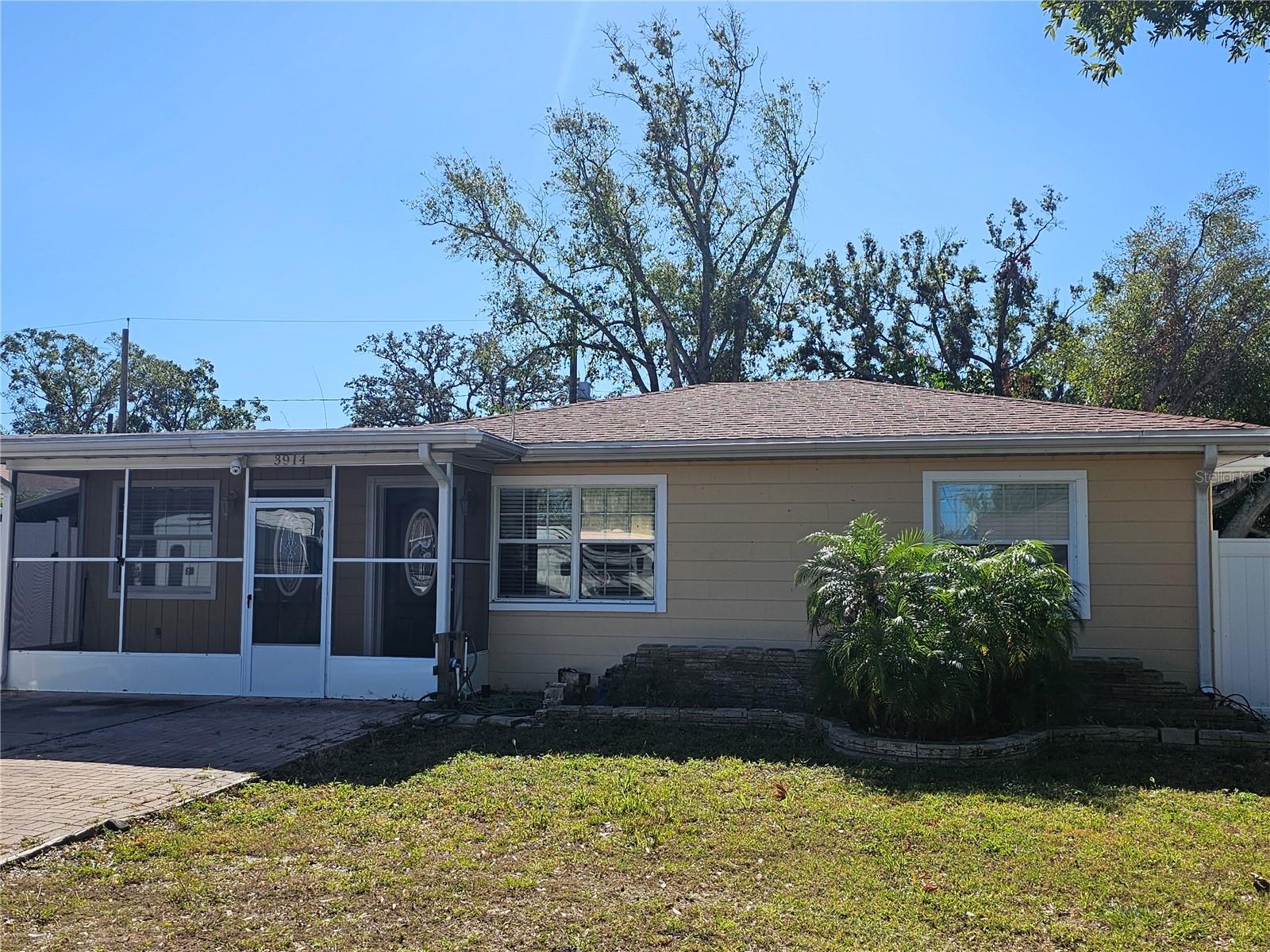 3914 W GRAY ST, TAMPA, FL, 33609