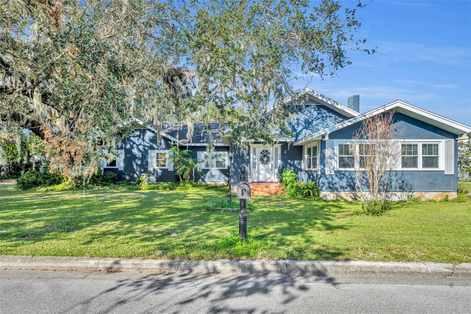 214 S WOODLAND ST, WINTER GARDEN, FL, 34787