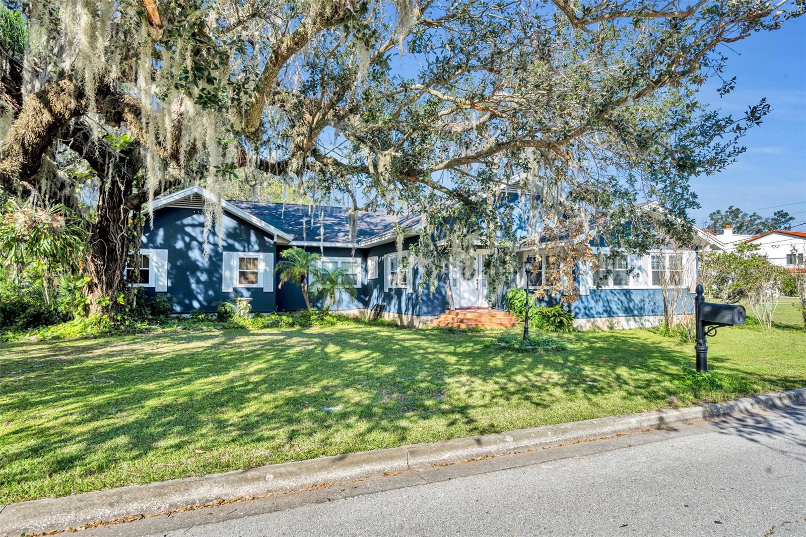 214 S WOODLAND ST, WINTER GARDEN, FL, 34787