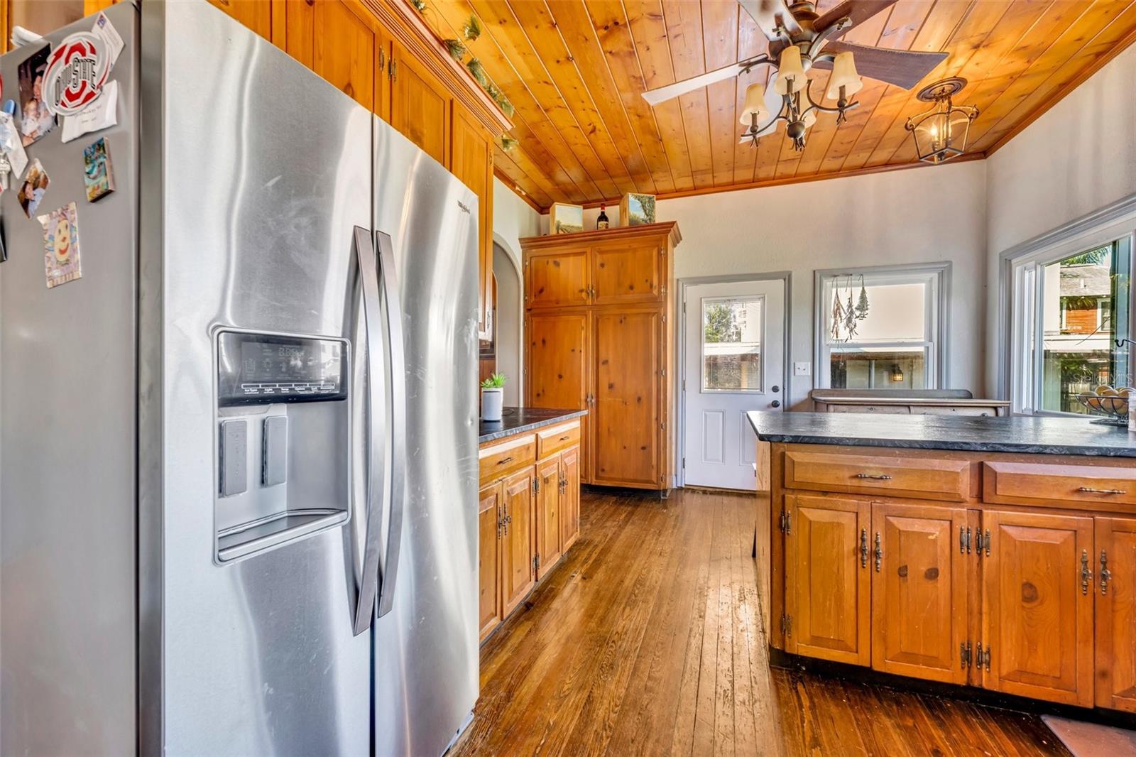214 S WOODLAND ST, WINTER GARDEN, FL, 34787