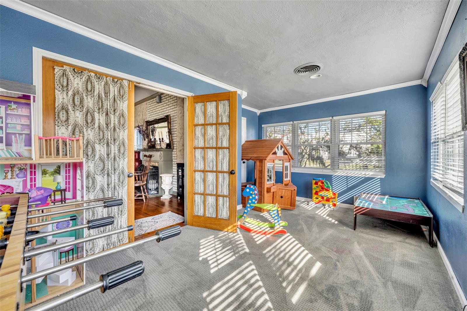 214 S WOODLAND ST, WINTER GARDEN, FL, 34787