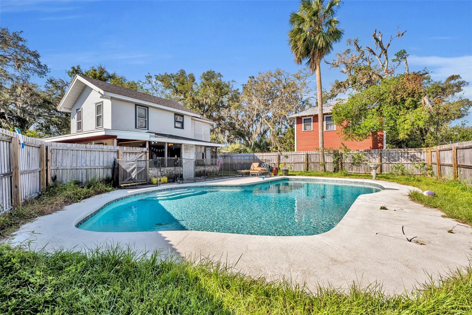 214 S WOODLAND ST, WINTER GARDEN, FL, 34787