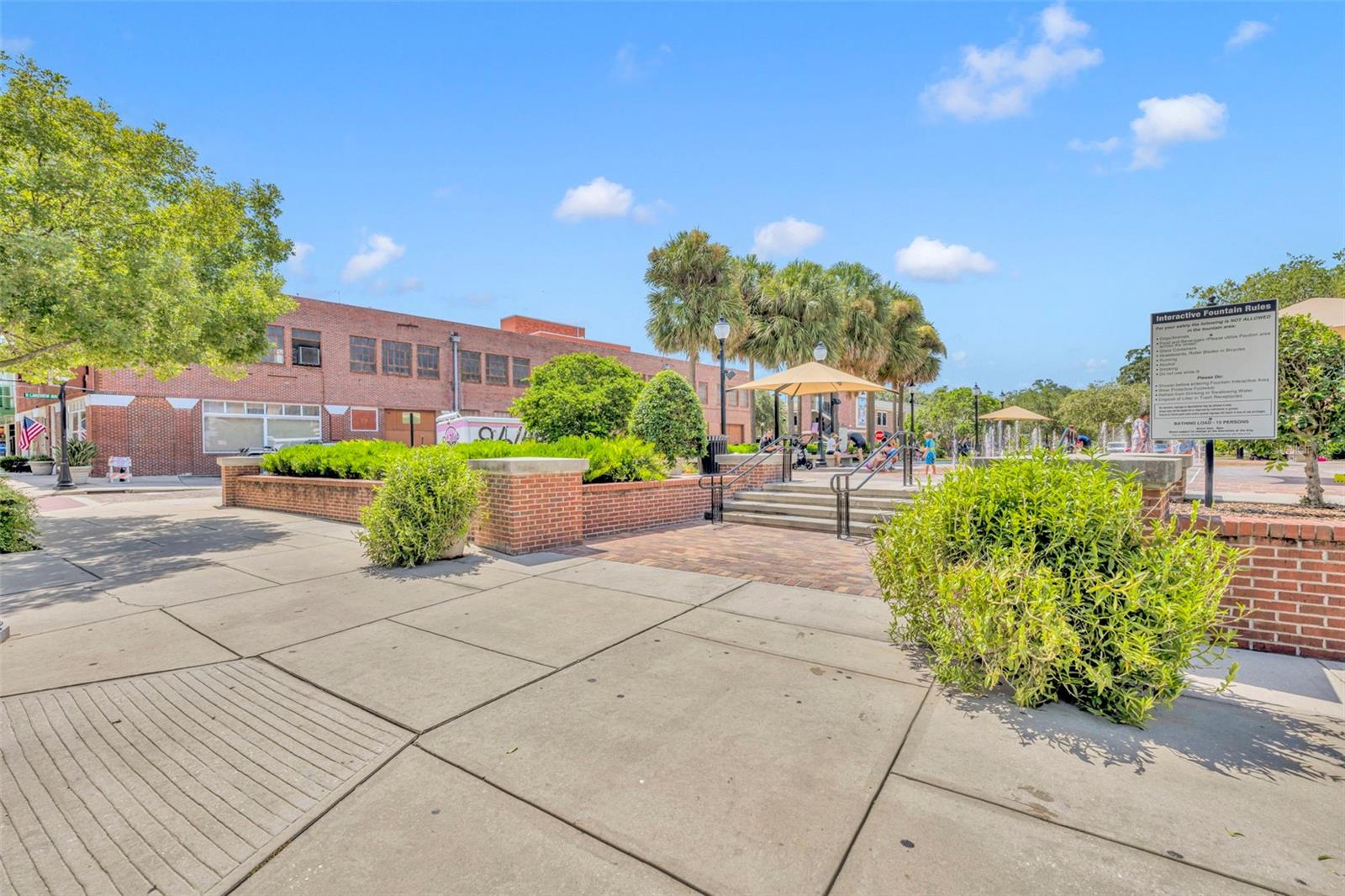 214 S WOODLAND ST, WINTER GARDEN, FL, 34787