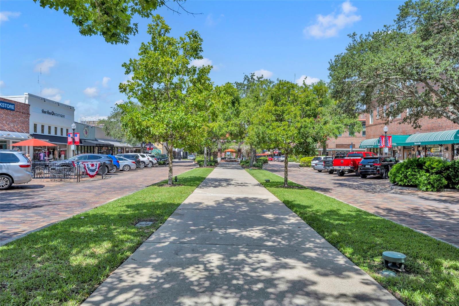 214 S WOODLAND ST, WINTER GARDEN, FL, 34787