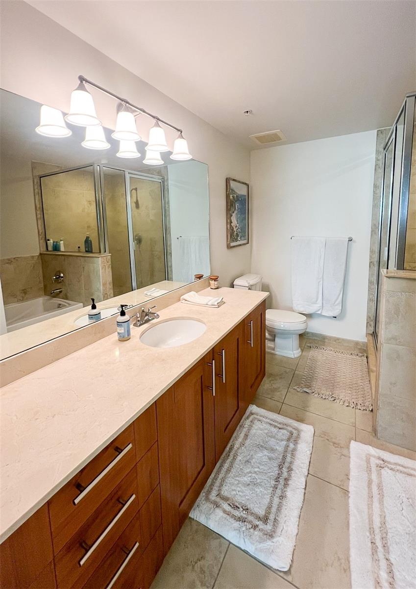 1300 PONCE DE LEON BLVD #910, CORAL GABLES, FL, 33134